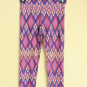 LuLaRoe Tween leggings - purple diamond